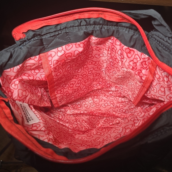 Hello Kitty 45th Anniversary Puffer Black and Red Tote Bag With Zipper - Picture 7 of 8